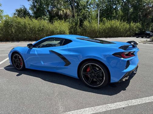 Rapid Blue 2021 Chevrolet Corvette Stingray w/2LT