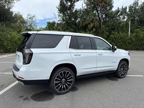 Polar White Tricoat 2027 Chevrolet Tahoe High Country, 4WD