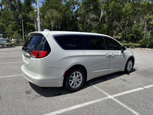 2019 Chrysler Pacifica LX