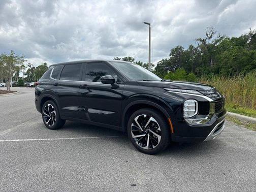 2023 Mitsubishi Outlander SE 2.5 2WD