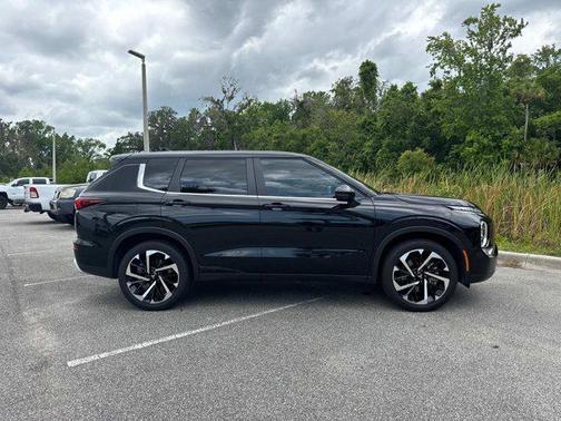 2023 Mitsubishi Outlander SE 2.5 2WD