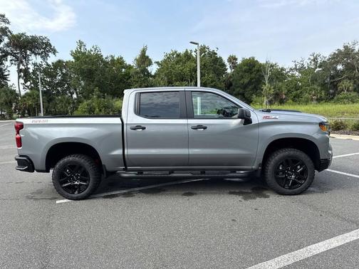 Sterling Gray Metallic 2026 Chevrolet Silverado 1500 Custom Trail Boss