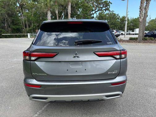 2023 Mitsubishi Outlander PHEV SE S-AWC