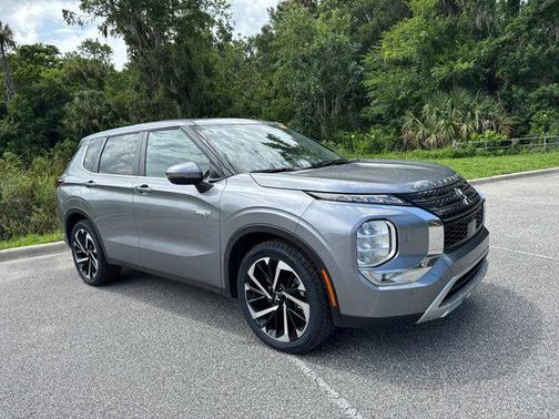 2023 Mitsubishi Outlander PHEV SE S-AWC