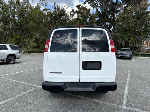 2018 Chevrolet Express 2500 Work Van