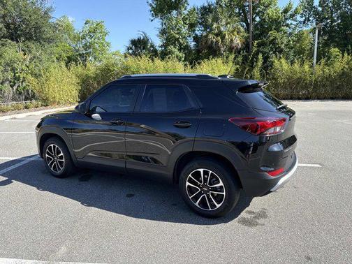Mosaic Black Metallic 2024 Chevrolet Trailblazer LT