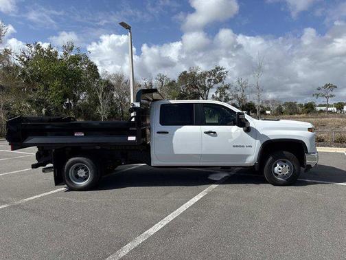 Summit White 2026 Chevrolet Silverado 3500 WT