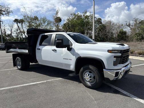 Summit White 2026 Chevrolet Silverado 3500 WT