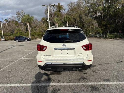 2020 Nissan Pathfinder Platinum 4WD