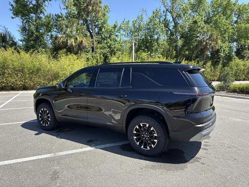 Mosaic Black Metallic 2026 Chevrolet Traverse AWD Z71