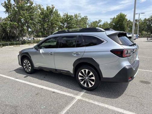 Ice Silver Metallic 2023 Subaru Outback Touring XT