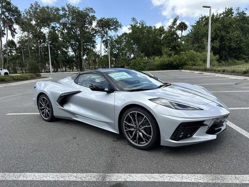 Blade Silver Metallic 2026 Chevrolet Corvette Stingray w/3LT