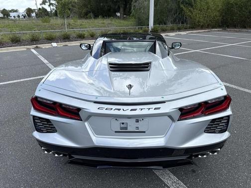 Blade Silver Metallic 2026 Chevrolet Corvette Stingray w/3LT