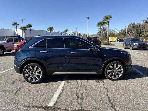 2019 Cadillac XT4 Premium Luxury