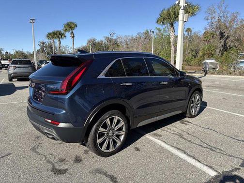 2019 Cadillac XT4 Premium Luxury