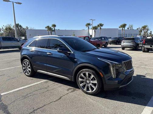 2019 Cadillac XT4 Premium Luxury