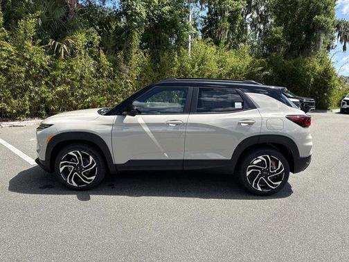 White Sands 2026 Chevrolet Trailblazer RS