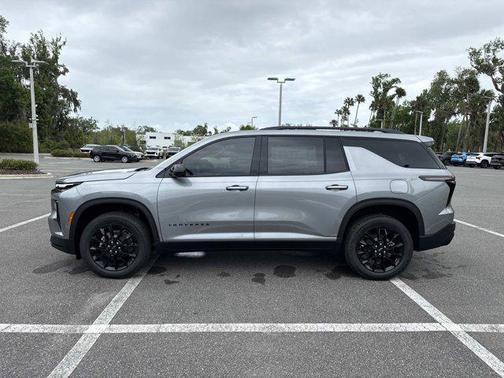 Sterling Gray Metallic 2026 Chevrolet Traverse LT