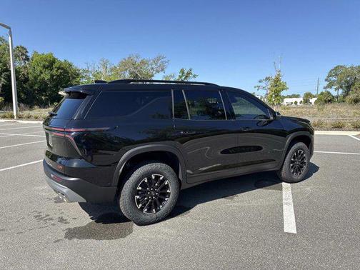 Mosaic Black Metallic 2026 Chevrolet Traverse AWD Z71