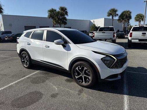 2023 Kia Sportage EX