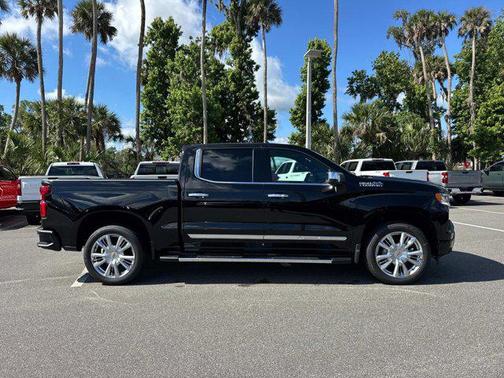 2025 Chevrolet Silverado 1500 High Country