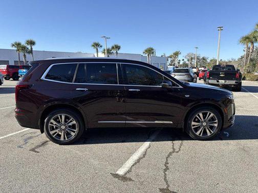 2021 Cadillac XT6 Premium Luxury FWD