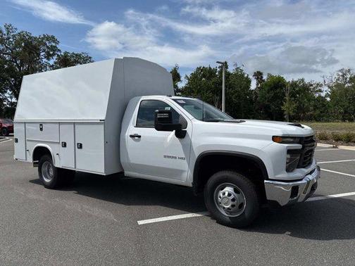 2025 Chevrolet Silverado 3500 WT