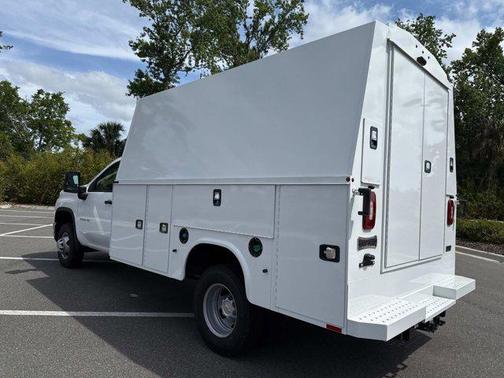 2025 Chevrolet Silverado 3500 WT