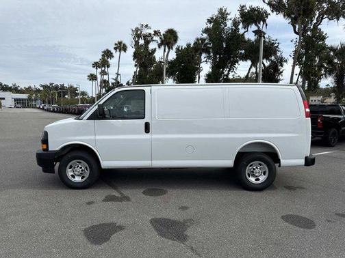 2025 Chevrolet Express 2500 RWD 2500 Regular Wheelbase WT