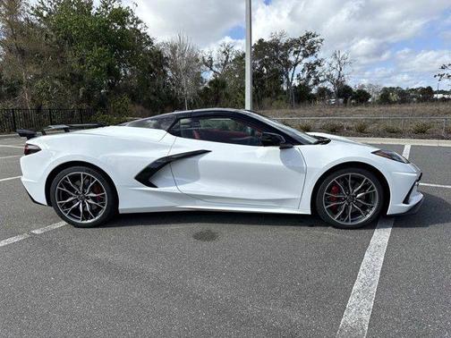 Arctic White 2026 Chevrolet Corvette Stingray w/3LT