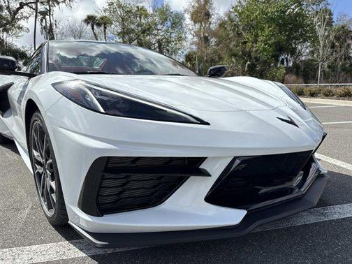 Arctic White 2026 Chevrolet Corvette Stingray w/3LT
