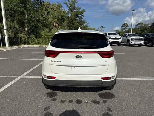 Snow White Pearl 2019 Kia Sportage EX