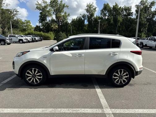 Snow White Pearl 2019 Kia Sportage EX