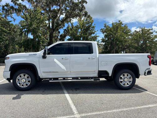 2025 Chevrolet Silverado 2500 High Country