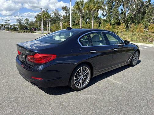 2018 BMW 540 540i
