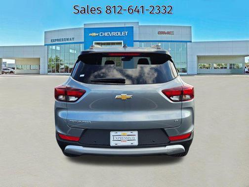 Sterling Gray Metallic 2026 Chevrolet Trailblazer LT