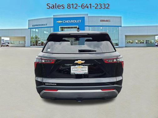Mosaic Black Metallic 2026 Chevrolet Equinox 1LT