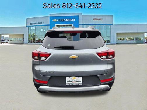 Sterling Gray Metallic 2025 Chevrolet Trailblazer LT