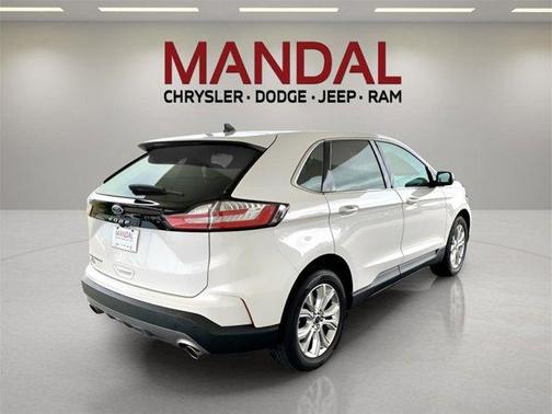 2021 Ford Edge Titanium