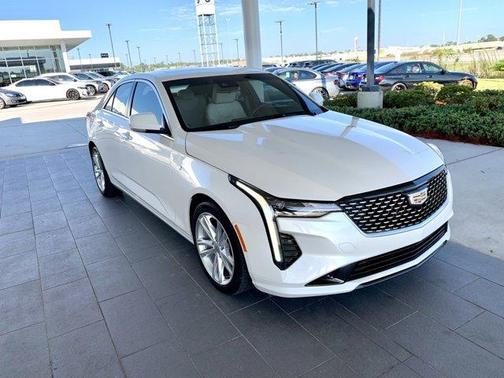 2022 Cadillac CT4 Luxury