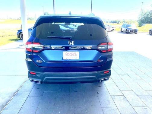 2023 Honda Pilot Sport