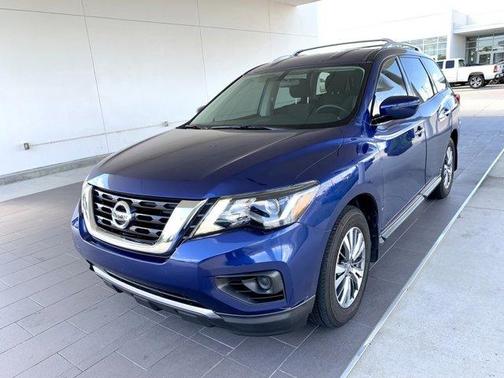 2020 Nissan Pathfinder S