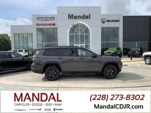 2025 Jeep Grand Cherokee L Laredo