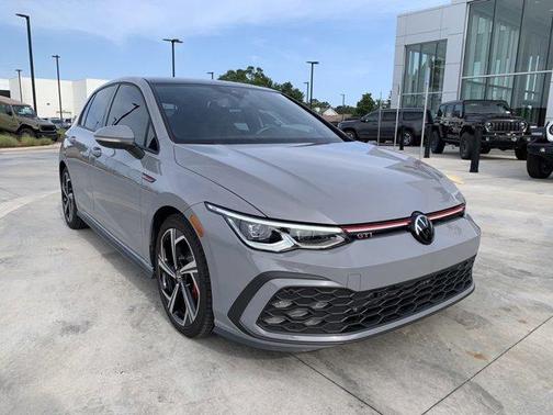 2024 Volkswagen Golf GTI 2.0T SE