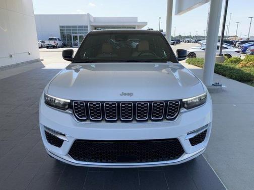 2025 Jeep Grand Cherokee Summit
