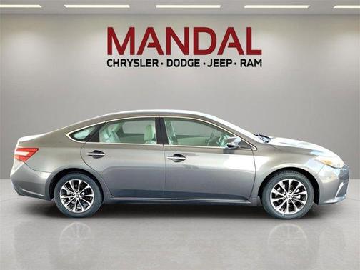 2017 Toyota Avalon XLE Premium