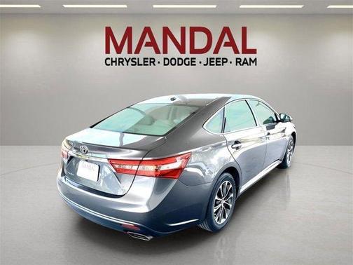 2017 Toyota Avalon XLE Premium