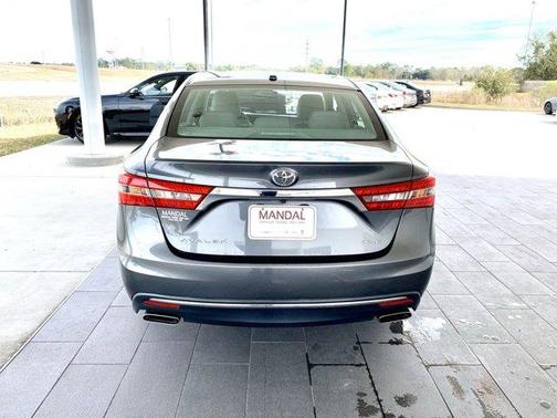 2017 Toyota Avalon XLE Premium