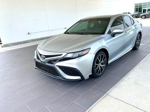Celestial Silver Metallic 2021 Toyota Camry SE