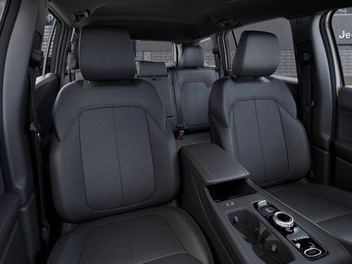 Silver Zynith Clearcoat 2026 Jeep Cherokee LAREDO/LIMITED